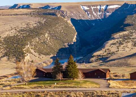 379 Rimrock Drive, Thermopolis, WY 82443