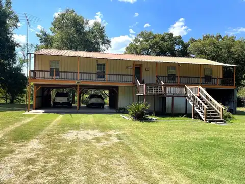 490 Boggy Bayou Rd, Marksville, LA 71351