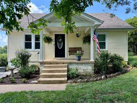 230 Belvidere Rd, Belvidere, TN 37306