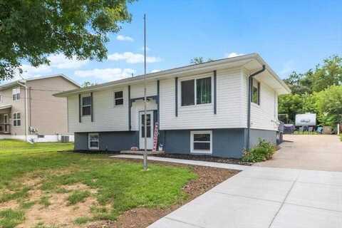 105 Green St, Glenwood, IA 51534