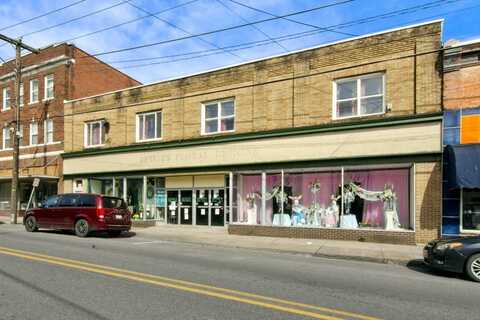 124 Main St., Oak Hill, WV 25901