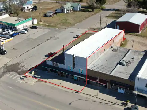 121& 123 N Main Street, Wetumka, OK 74883