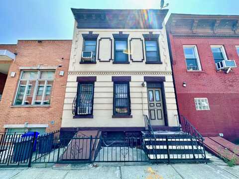 13 Denton Place, Brooklyn, NY 11215