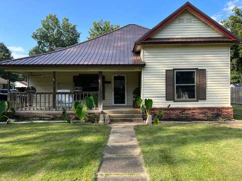 787 W. Main St., Piggott, AR 72454