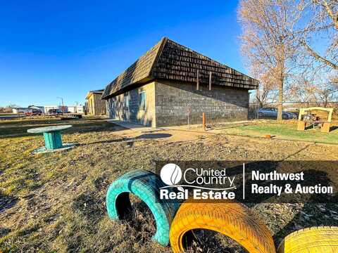 15 S 12th St E, Malta, MT 59538