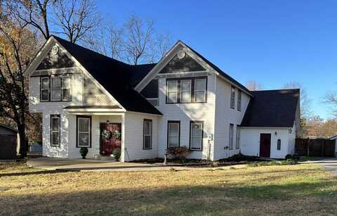 756 Royal Ave, Piggott, AR 72454