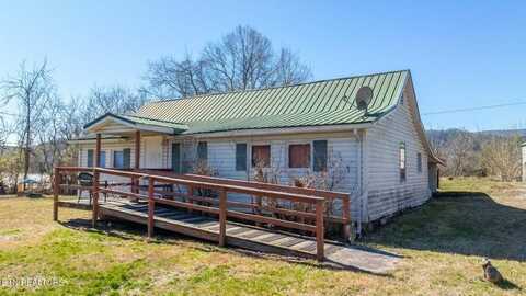 215 Longfield Road, Rocky Top, TN 37769