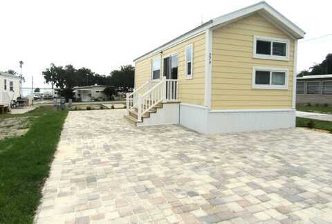 279 Oak Harbor CP, Haines City, FL 33844