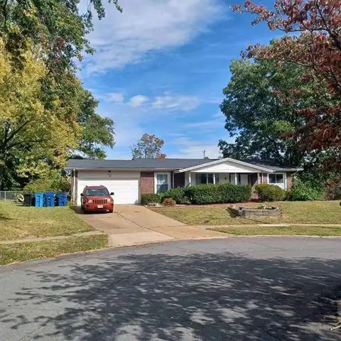 3615 Dwyer Lane, Florissant, MO 63033