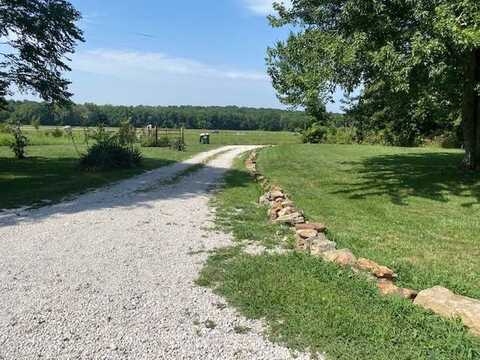 3587 S 47th Road, Humansville, MO 65674