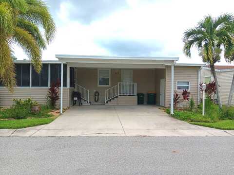 667 Grizzly Bear Rd, Naples, FL 34113