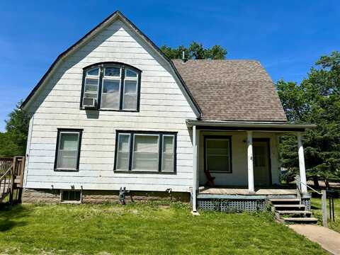 300 West 1st Street, Washington, KS 66968