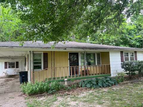 215 Mayo St, Piggott, AR 72454