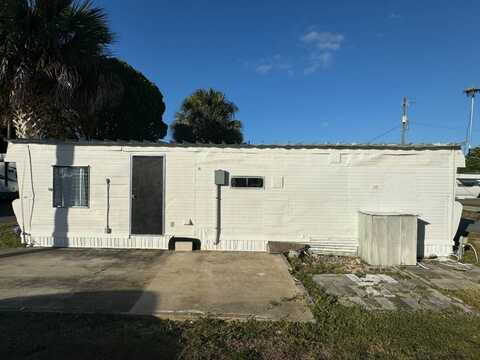 170 N Yonge St, Ormond Beach, FL 32174