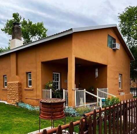 415 Eleventh Street, Carrizozo, NM 88301