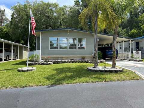 4722 Flamingo Dr, Zephyrhills, FL 33541