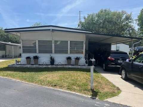 810 E Colonial Circle, Daytona Beach, FL 32117