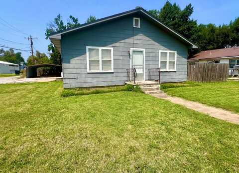 313 North Pine, Tonkawa, OK 74653