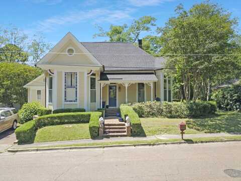 211 S Madison, Kosciusko, MS 39090