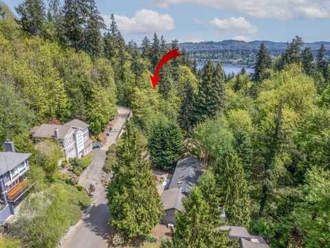 9458 SE 47th St, Mercer Island, WA 98040