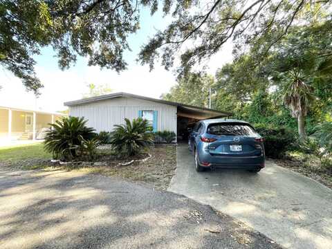 60 Rosewood Dr, Thonotosassa, FL 33592