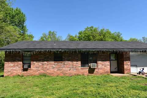 1408 W Kiamichi Street, Hugo, OK 74743