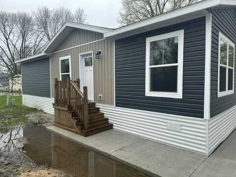 132 terri, Mankato, MN 56001