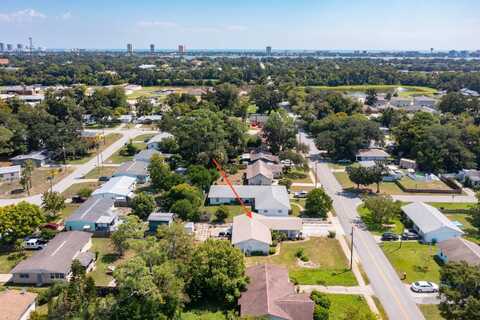 562 10th St, Holly Hill, FL 32117