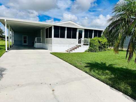 249 Oak St SW, Labelle, FL 33935