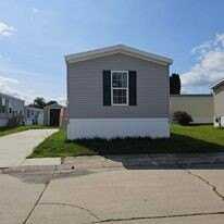 38119 Johannes, Clinton Township, MI 48038