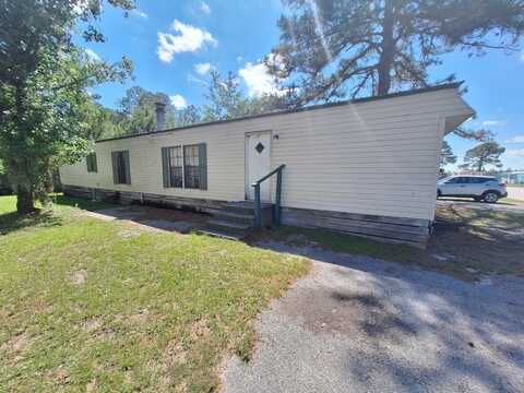 1134 Kelly Dr, Hinesville, GA 31313