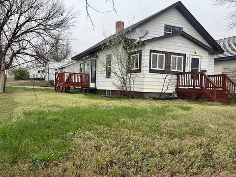 428 Dayton Street, Wolf Point, MT 59201