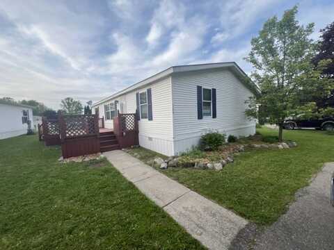 309 Hunters Rill, Oxford, MI 48371