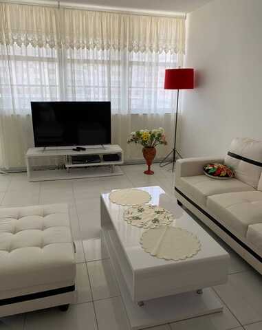 251 174th,, SUNNY ISLES BEACH, FL 33160