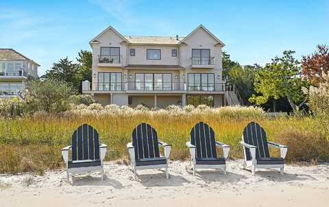 218 Dune Road, Westhampton Beach, NY 11978