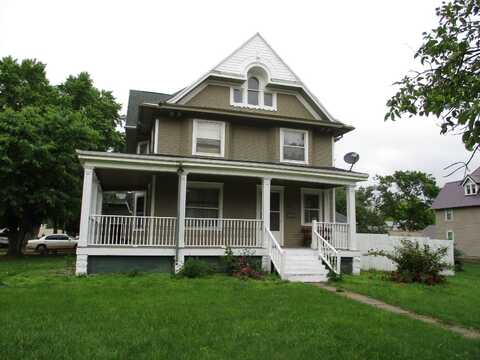 1201 10th Street, Hawarden, IA 51023