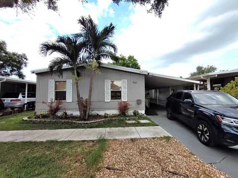 916 SW 131st Ave, Davie, FL 33325