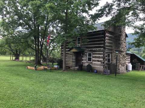 103 Shoun St, Mountain City, TN 37683