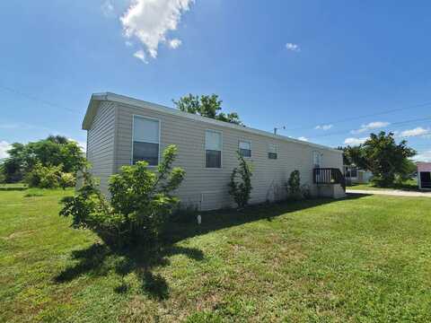 238 Lucerne Ave., North Fort Myers, FL 33903