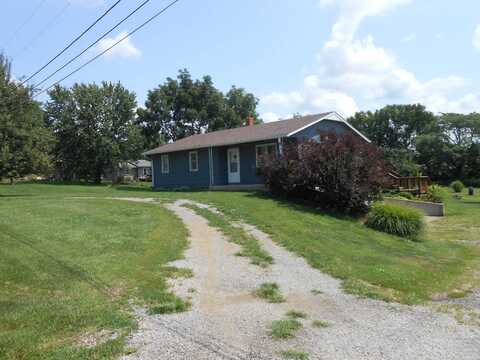 1104 S. Croquet St., Albany, MO 64402