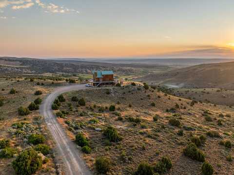 6 Willow Creek Heights, Lander, WY 82520