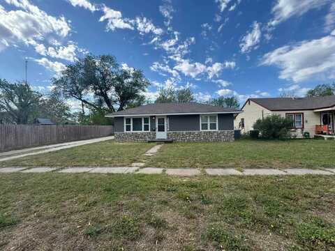 2354 Waynoka St, Waynoka, OK 73860