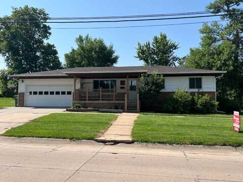 202 E Forrest, Sutton, NE 68979