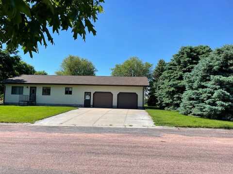 1303 Central Street, Creighton, NE 68729