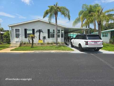 10801 Port Royal Rd, New Port Richey, FL 34654