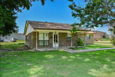 404 SW 2nd, Antlers, OK 74523