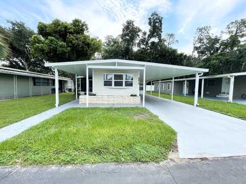 4810 Flamingo Dr, Zephyrhills, FL 33541