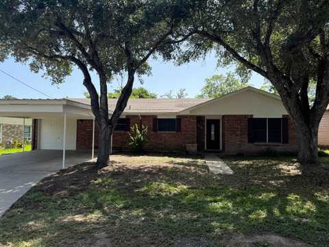 218 Louis, Yorktown, TX 78164