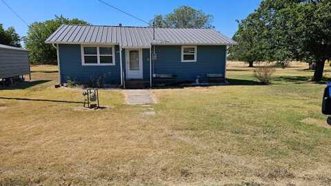 210 Broadway St, Hastings, OK 73548