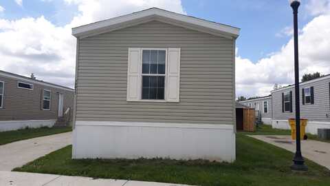 38055 Pardo, Clinton Township, MI 48038